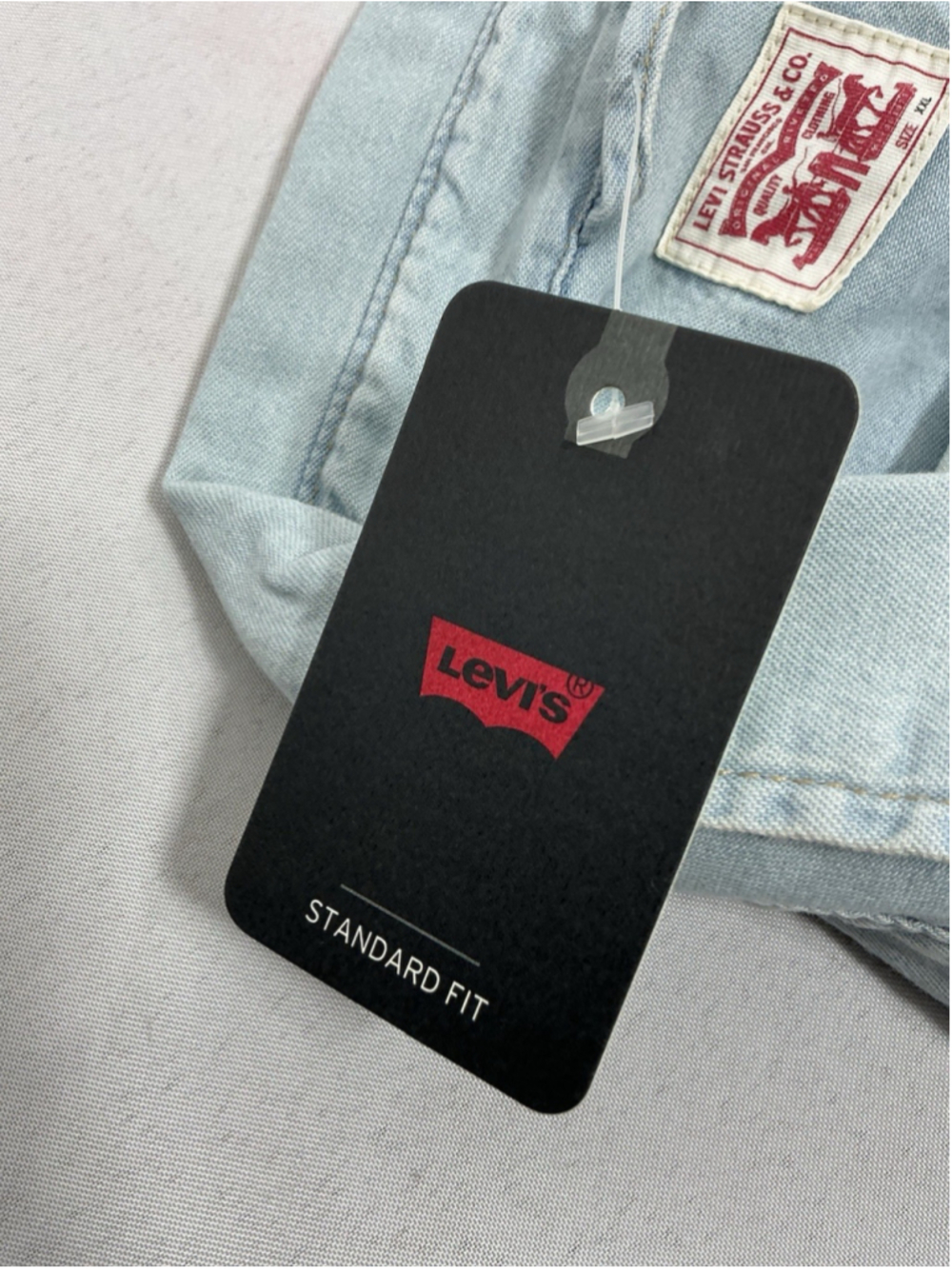 Womans NWT Levi Strauss Standard Fit Snap Front Jean Shirt XXL Light Blue - Picture 5 of 8